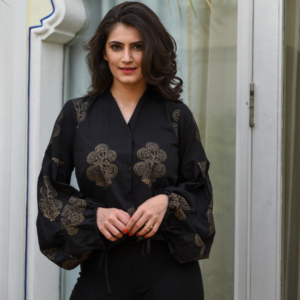 Balloon Sleeves Top