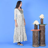 Plain Inner Flare Cape