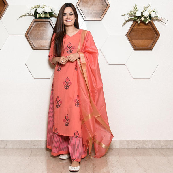 Peach Mughal Butta Set